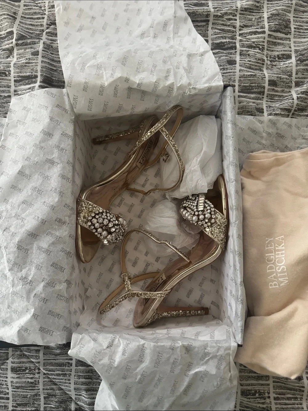 Badgley Mischka Odelia